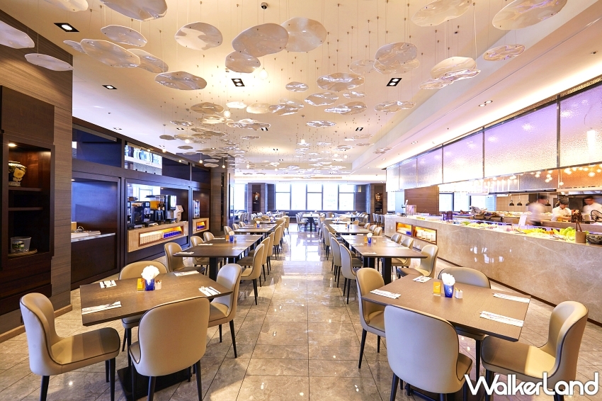 學生吃到飽7折！台北凱達「玩轉一夏」住房3,888元起，再送磁力片與體驗課。