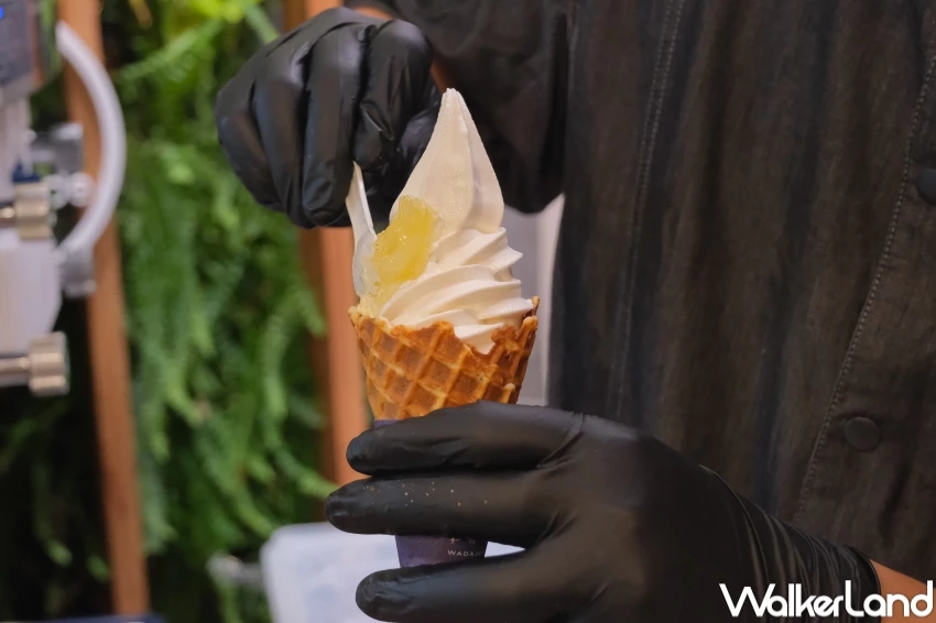 台北101快閃霜淇淋！Mia C’bon超市聯名和田燉奶霜淇淋，爆濃肉桂霜淇淋必吃。