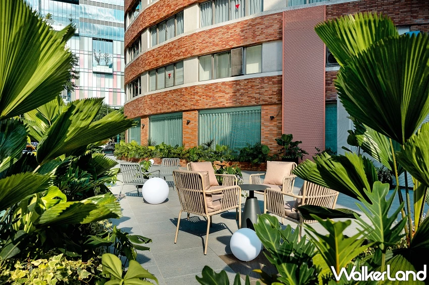 台北大巨蛋「板石咖啡廳」開幕優惠!雙人送炸雞、午間套餐499開吃。 台北大巨蛋「板石咖啡廳」開幕優惠!雙人送炸雞、午間套餐499開吃。