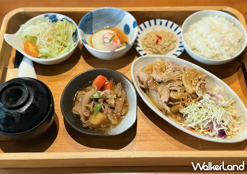 宜蘭礁溪咖啡廳推薦!里海咖啡 菜單根本是海鮮餐廳,不務正業的咖啡廳就是他。 宜蘭礁溪咖啡廳推薦!里海咖啡 菜單根本是海鮮餐廳,不務正業的咖啡廳就是他。