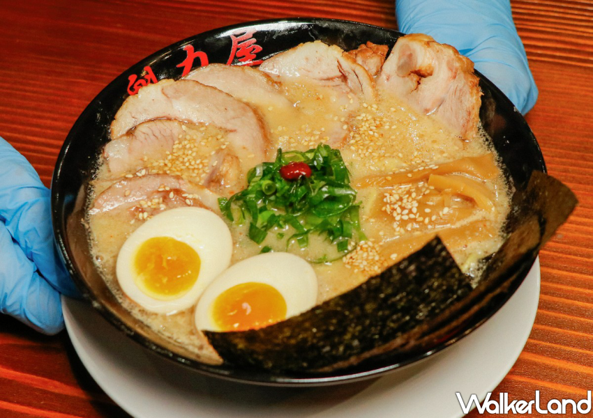 ▲魁力屋台灣首店就開在台南全新百貨新光三越小北門店 / 魁力屋拉麵台灣FB 提供、WalkerLand窩客島整理