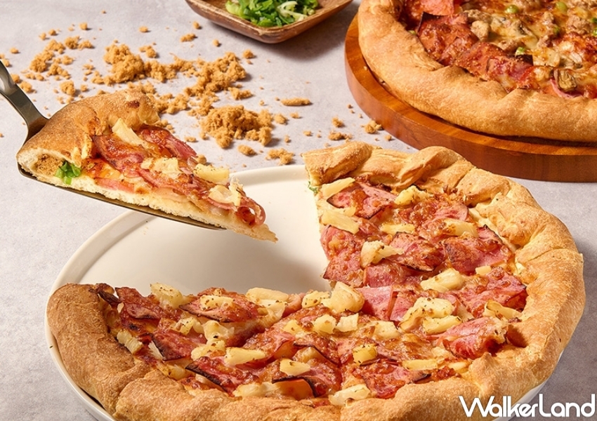 ▲拿坡里推出全新「咖哩薯條披薩」,還有包餡版的「蔥花肉鬆餅皮」 / 拿坡里提供、WalkerLand窩客島整理