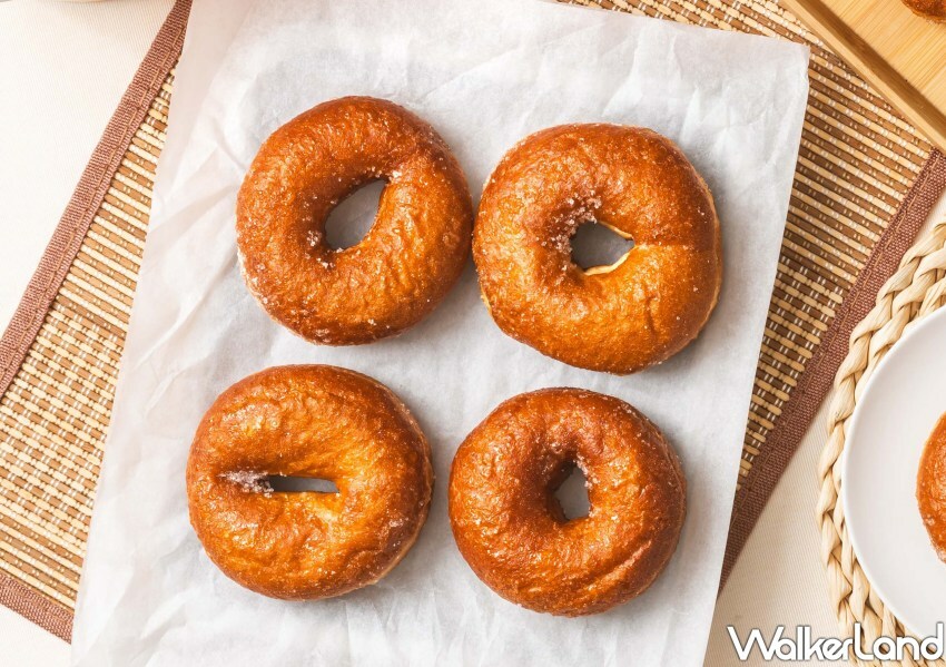 ▲全家熟食區SOHOT炎選推出「古早味甜甜圈」 / 全家 提供、WalkerLand窩客島整理