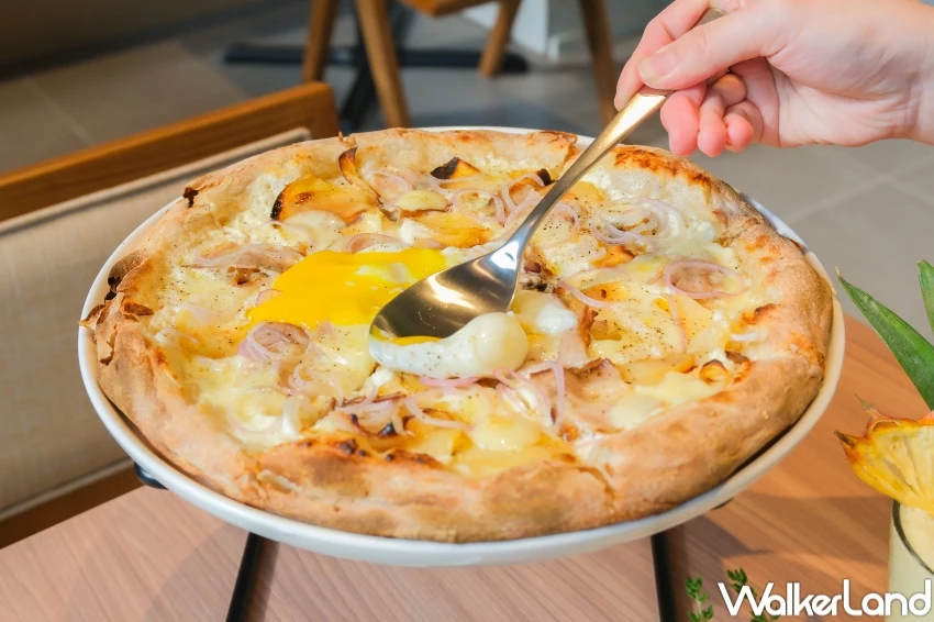 ▲SALT&STONE經典必吃白醬農夫派Pizza，在南港Lalaport也吃得到 / WalkerLand窩客島 張人尹 拍攝