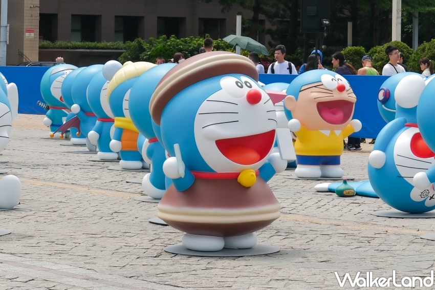▲60座哆啦A夢造型快閃信義區，12米高巨型哆啦A夢就在台北市政府前廣場 / WalkerLand窩客島 張人尹 拍攝