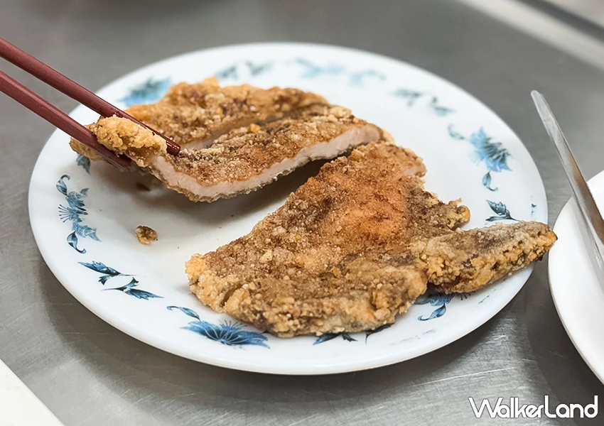 基隆必吃滷肉飯！小文肉羹魯肉飯 25元滷肉飯必吃，在地人美食推薦。