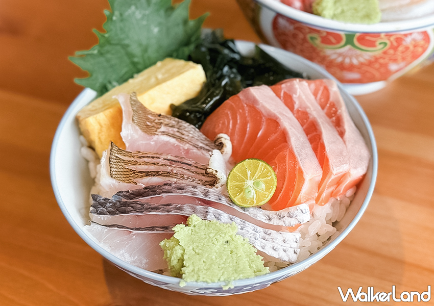 萬里美食推薦！階梯上食堂 平價海鮮丼飯、味噌湯喝到飽，Threads爆紅蛤蜊蒸蛋必吃。