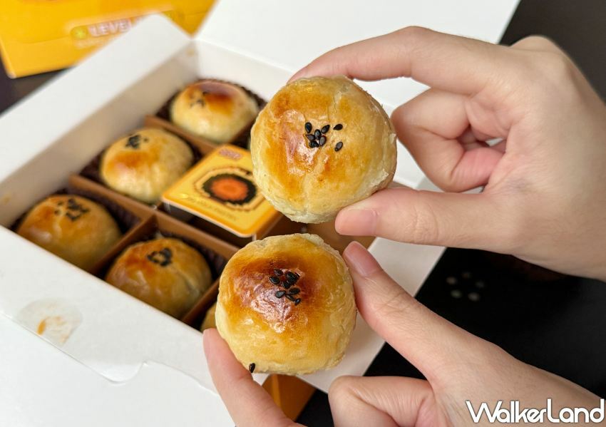 不二糕餅迷你蛋黃酥!縮小版蛋黃酥限量開賣,台中伴手禮必買推薦。