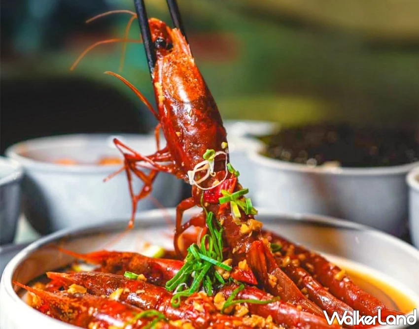 台灣人的生醃！春大直「味爵海鮮鋪」台式剝皮辣椒醬蟹，搭配清酒超涮嘴。