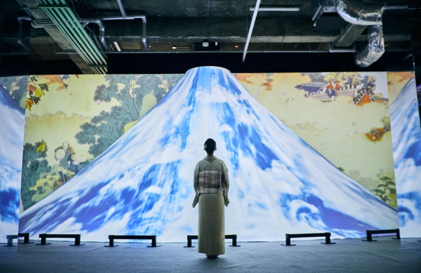 沉浸式浮世繪展登陸福岡，9大展區+香水聯名，隨便拍都是絕美大片。