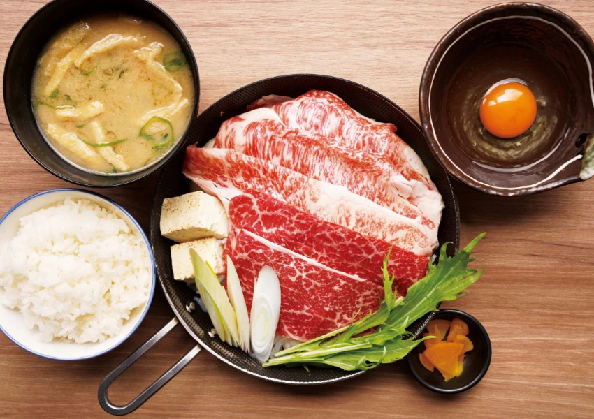 東京平價壽喜燒推薦!和牛套餐不到250元,大眾壽喜燒 北斗 高CP值菜單別錯過。