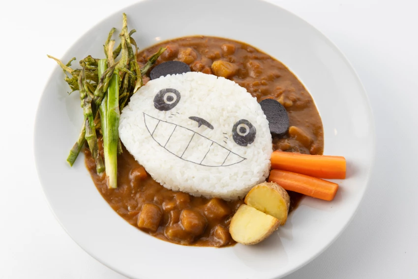 ▲招牌餐點「熊貓爸爸咖哩」萌度爆表！