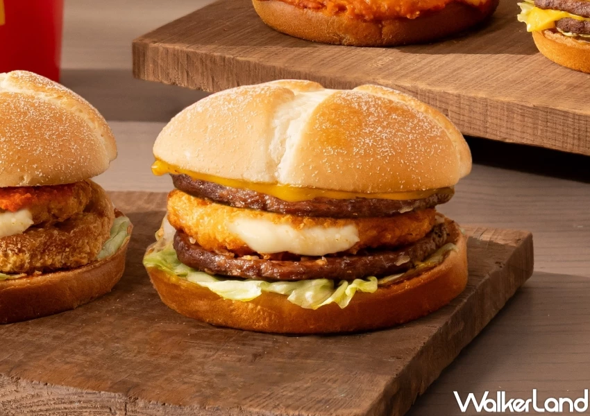 起司控要吃!麥當勞帕瑪森熔岩起司排雙牛堡,爆漿熔岩起司必吃。 起司控要吃!麥當勞帕瑪森熔岩起司排雙牛堡,爆漿熔岩起司必吃。