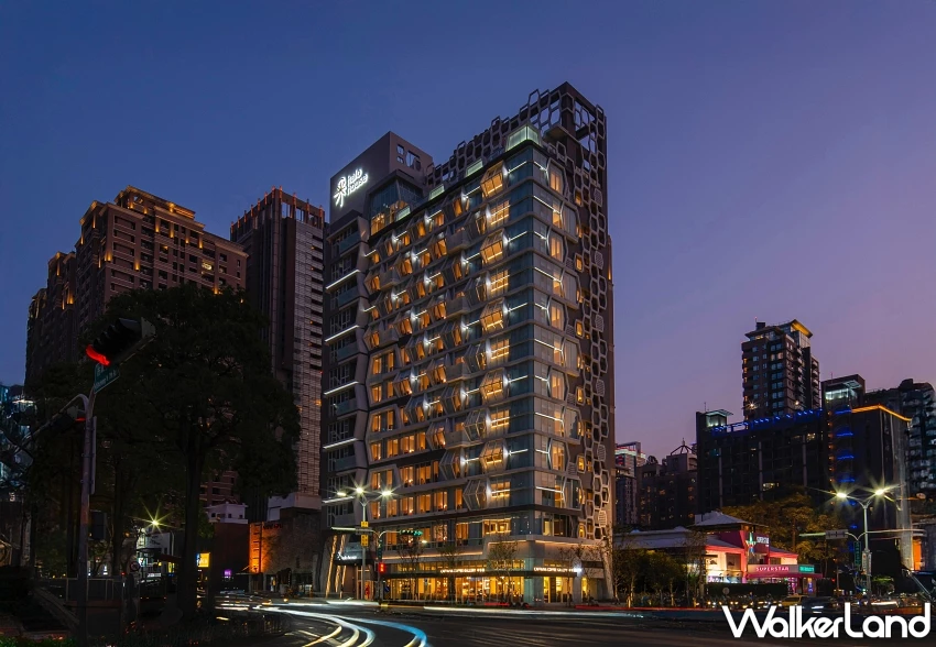 台中采寓、長榮桂冠住房買一送一!期間限定再加碼高鐵平日七折、假日八折。 台中采寓、長榮桂冠住房買一送一!期間限定再加碼高鐵平日七折、假日八折。