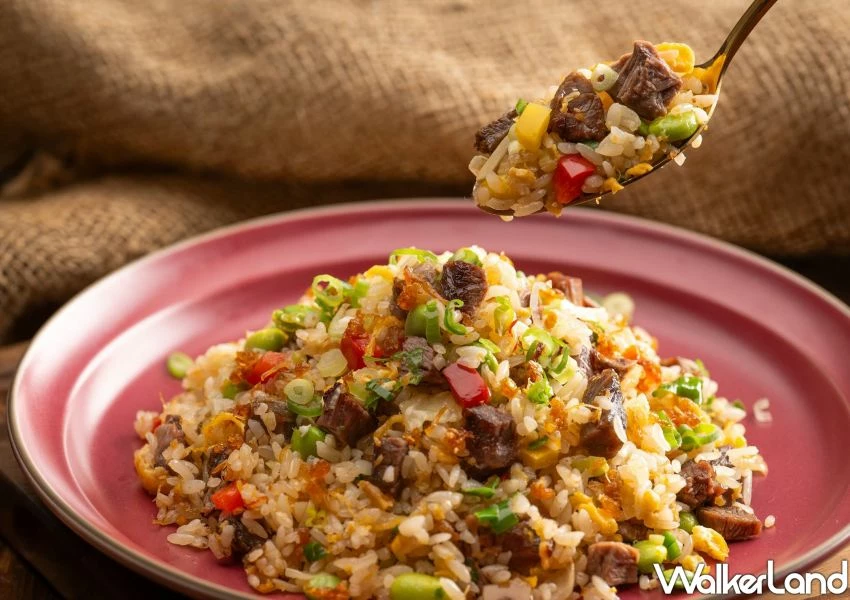 漢來海港吃到飽升級不加價!肋眼牛排 牛肉湯無限吃,快閃限定。