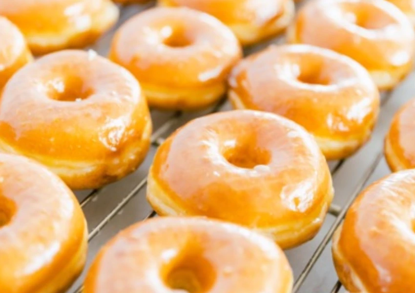 新宿車站必買伴手禮!洛杉磯甜甜圈 Randy's Donuts 插旗東京,鋼鐵人也愛吃、敲碗台灣也要。 新宿車站必買伴手禮!洛杉磯甜甜圈 Randy's Donuts 插旗東京,鋼鐵人也愛吃、敲碗台灣也要。