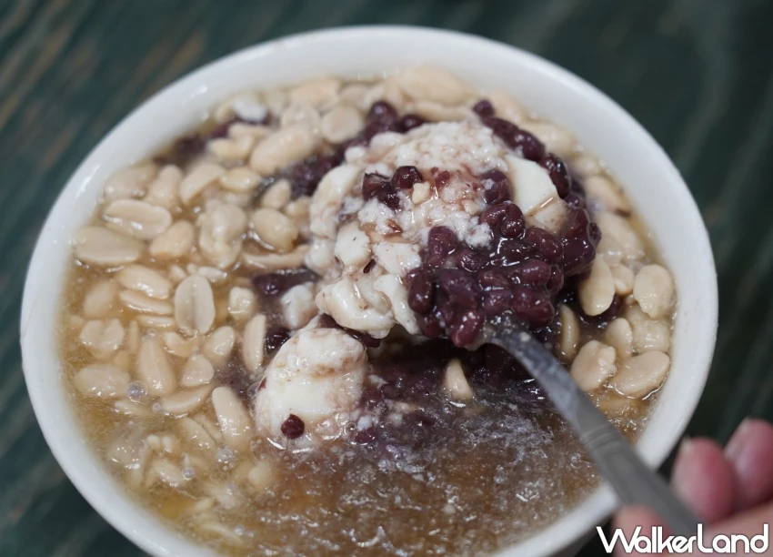 向上市場必吃豆花!30年老字號「向上豆花」,銅板價配料多到滿出碗,宵夜也能吃豆花。 向上市場必吃豆花!30年老字號「向上豆花」,銅板價配料多到滿出碗,宵夜也能吃豆花。