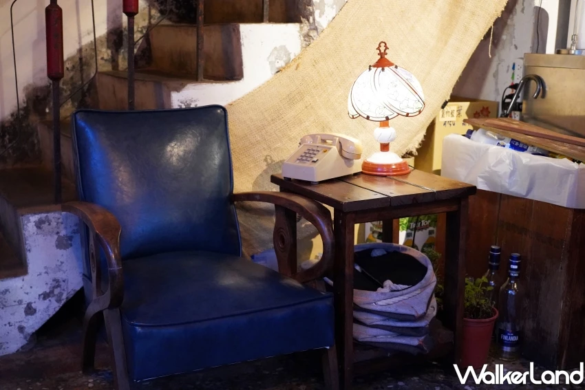 小舊閣樓 Glow!最chill中壢老街溪咖啡廳兼餐酒館,白天喝咖啡夜晚來小酌。 小舊閣樓 Glow!最chill中壢老街溪咖啡廳兼餐酒館,白天喝咖啡夜晚來小酌。