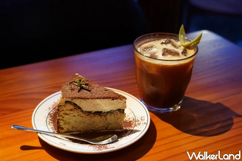 小舊閣樓 Glow!最chill中壢老街溪咖啡廳兼餐酒館,白天喝咖啡夜晚來小酌。 小舊閣樓 Glow!最chill中壢老街溪咖啡廳兼餐酒館,白天喝咖啡夜晚來小酌。