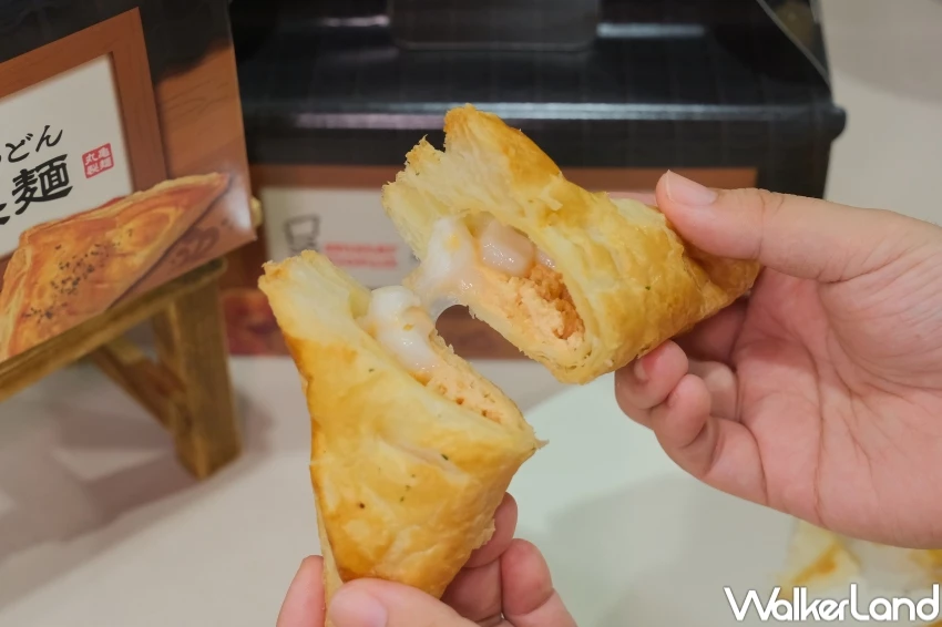 豆皮波堤吃起來!Mister DonutX丸亀製麵 烏龍麵口味波堤,鹹口味甜甜圈吃爆。