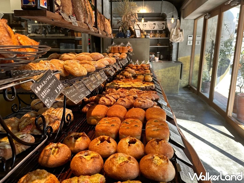 福岡「MOROPAIN」快閃來台！台北喜來登8月限定開賣蜜瓜包，麵包控必搶。