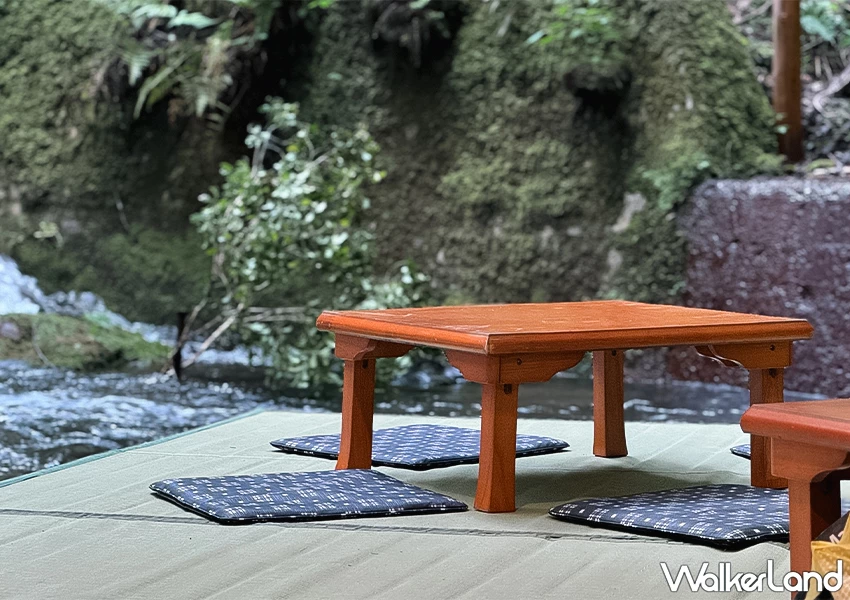 京都必去避暑景點!貴船川床料理 左源太 平價菜單超推,現場候位、抹茶聖代超濃必吃。 京都必去避暑景點!貴船川床料理 左源太 平價菜單超推,現場候位、抹茶聖代超濃必吃。