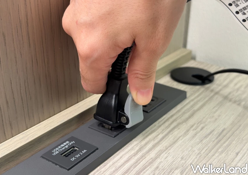 七夕送禮就選這台!TESCOM miniGO吹風機,iPhone大小、護髮出國超方便。 七夕送禮就選這台!TESCOM miniGO吹風機,iPhone大小、護髮出國超方便。