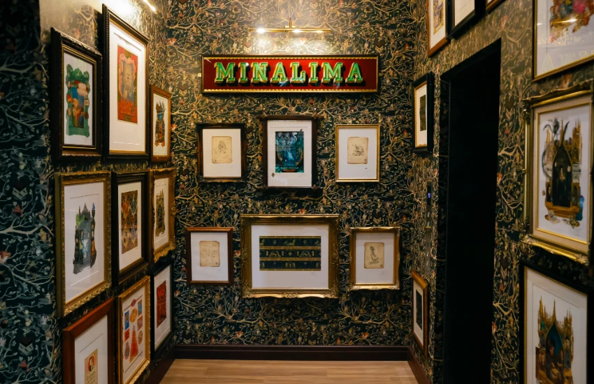 哈利波特日本首間旗艦店內裝首度公開，「禁忌森林」主題綠意空間和鷹馬互動，還有魔法購物體驗全揭露。