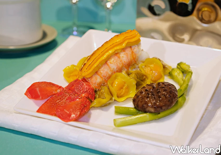 長榮航空再進化！最新聯名過夜包 睡衣整套帶走，全新飛機餐飛紐約就有。