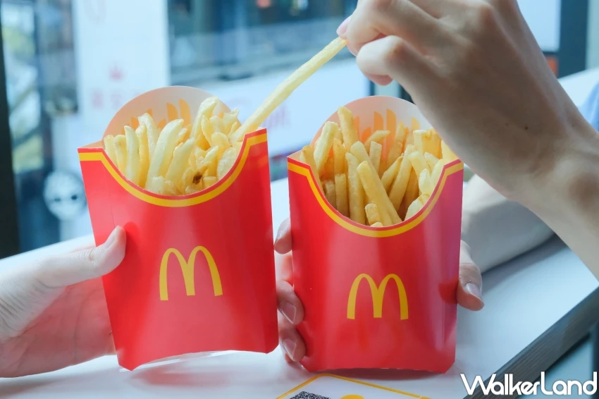 麥當勞搖搖薯條回來了!吃麥當勞搖搖薯條,再加碼抽999純金「黃金薯條」。 麥當勞搖搖薯條回來了!吃麥當勞搖搖薯條,再加碼抽999純金「黃金薯條」。