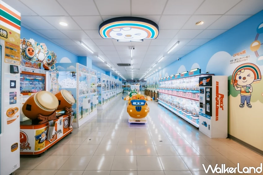 7-11夾娃娃機店！7-11「娃寶歡樂世界OPEN!PLAZA」小七咖啡 思樂冰都能夾。