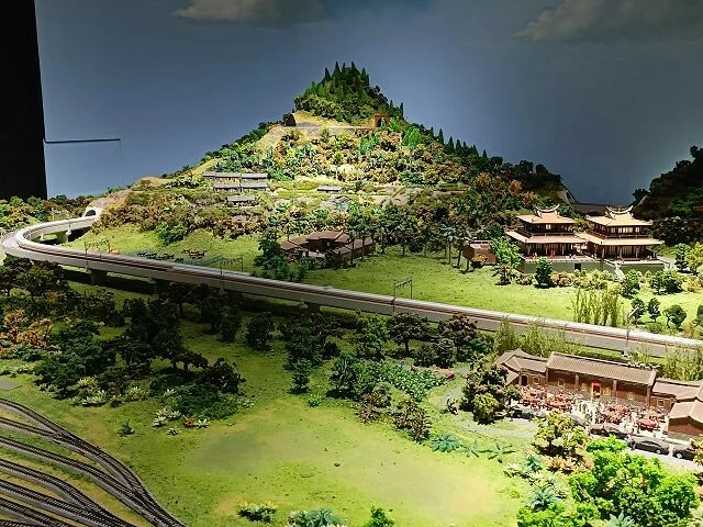 桃園高鐵周邊親子遊!Xpark、巧虎夢想樂園、台灣高鐵探索館,不開車到室內景點玩透透。 桃園高鐵周邊親子遊!Xpark、巧虎夢想樂園、台灣高鐵探索館,不開車到室內景點玩透透。