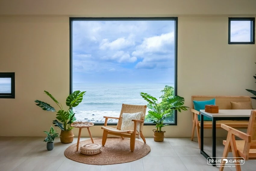 下車就看見大海！宜蘭無人海景火車站3選，再到咖啡廳看海放空。 / 部落客「陳小可的吃喝玩樂」提供