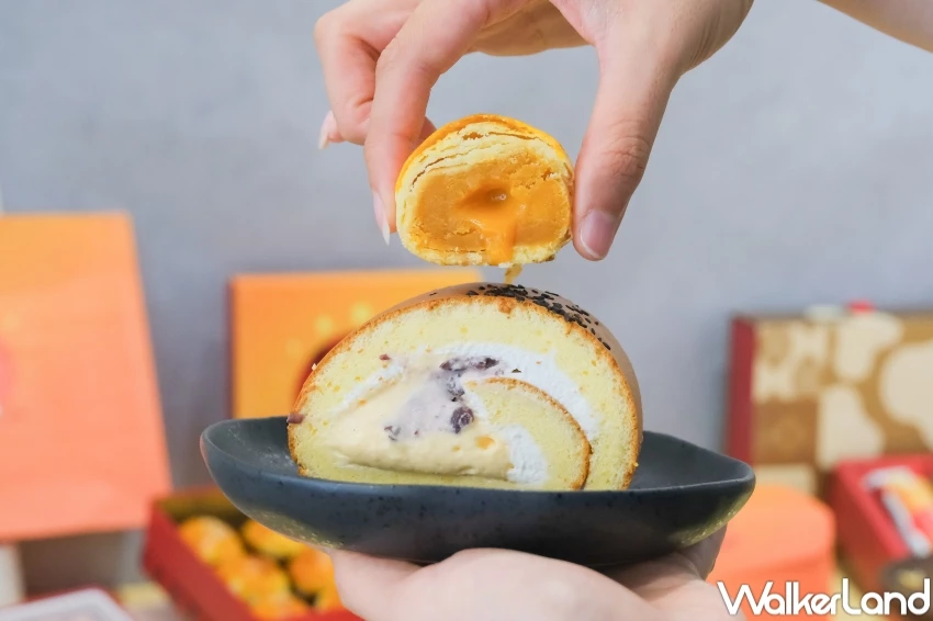 蛋黃酥生乳捲!亞尼克中秋節蛋黃酥禮盒,蛋黃酥風味生乳捲神還原。 蛋黃酥生乳捲!亞尼克中秋節蛋黃酥禮盒,蛋黃酥風味生乳捲神還原。