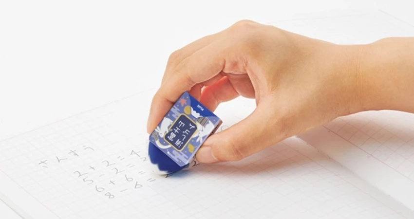 日系文具控必收!富士山橡皮擦中秋限定款只要638日圓,還附月兔包裝盒。 日系文具控必收!富士山橡皮擦中秋限定款只要638日圓,還附月兔包裝盒。