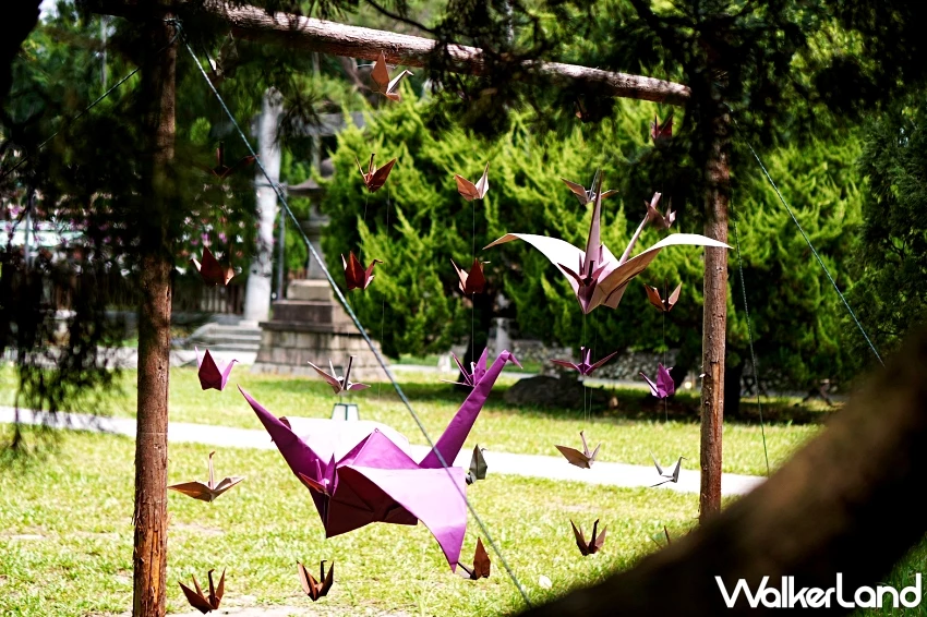 桃園神社「千鶴結び祭り」!萬千紙鶴打造夢幻打卡點,中秋雙十連假市集、日本文化體驗完整攻略。 桃園神社「千鶴結び祭り」!萬千紙鶴打造夢幻打卡點,中秋雙十連假市集、日本文化體驗完整攻略。