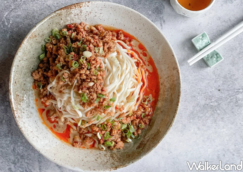 泡麵控要吃!2025十大最強泡麵榜單出爐,前3名微風超市就能買。 泡麵控要吃!2025十大最強泡麵榜單出爐,前3名微風超市就能買。