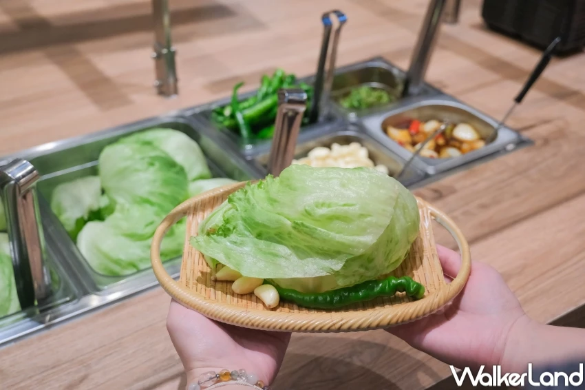 中秋烤肉搶先訂位！信義區姜滿堂烤肉 韓式小菜12款吃到飽，中秋節10元糖餅吃起來。