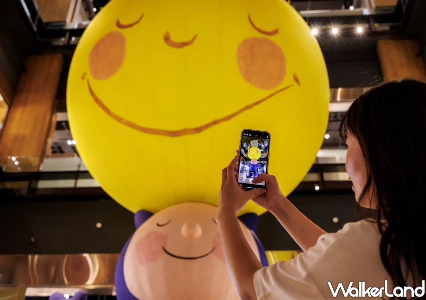 10米幾米月亮免費拍！誠品新店週年慶1折起，滿千再送百超好逛。