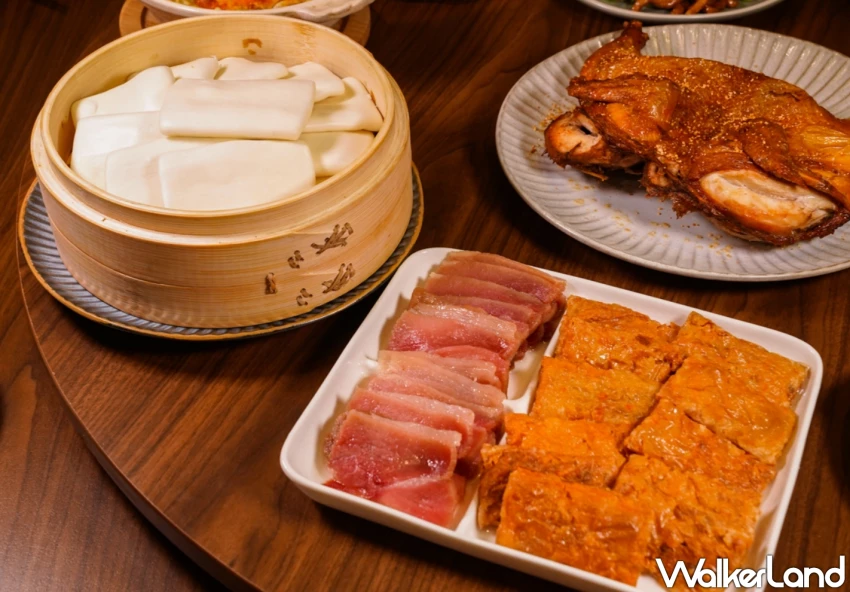 老正興館飄香一甲子!高雄江浙美食經典代表,厚蔥油餅、醃篤鮮重現懷舊滋味。 老正興館飄香一甲子!高雄江浙美食經典代表,厚蔥油餅、醃篤鮮重現懷舊滋味。