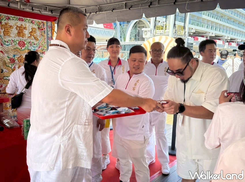 天富宮白龍王繞境2025全台巡禮啟動！麗星郵輪探索星號基隆港首航，為台灣信眾帶來平安祝福。