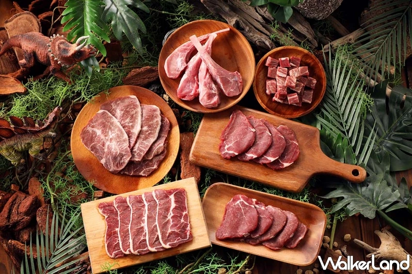 限時799元起品嚐米其林指定頂級和牛!湯瑪仕肉舖「恐龍燒肉季」讓中秋更有趣,集卡再抽萬元和牛好禮。 限時799元起品嚐米其林指定頂級和牛!湯瑪仕肉舖「恐龍燒肉季」讓中秋更有趣,集卡再抽萬元和牛好禮。