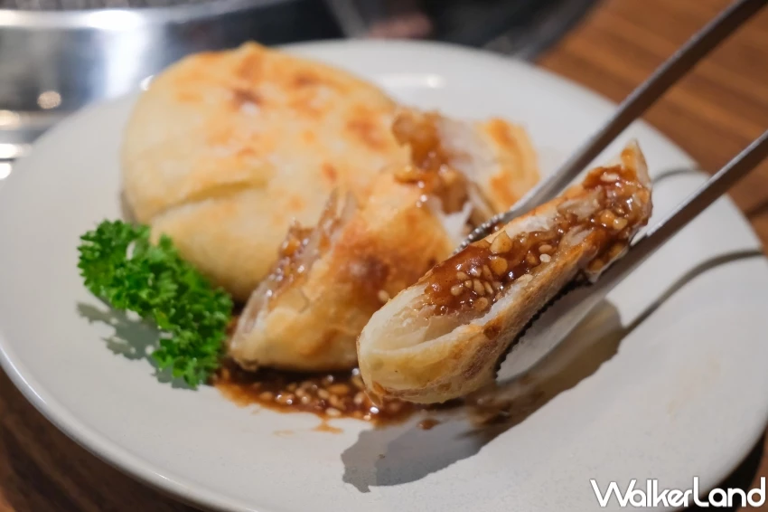 中秋烤肉搶先訂位！信義區姜滿堂烤肉 韓式小菜12款吃到飽，中秋節10元糖餅吃起來。