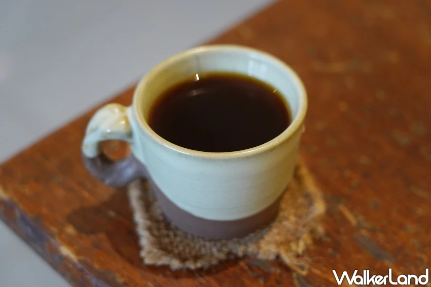 台中咖啡迷私房名單!里厚來坐自家烘焙咖啡店 藏在國美館巷弄的老宅咖啡廳,手沖咖啡配手作甜點。 台中咖啡迷私房名單!里厚來坐自家烘焙咖啡店 藏在國美館巷弄的老宅咖啡廳,手沖咖啡配手作甜點。