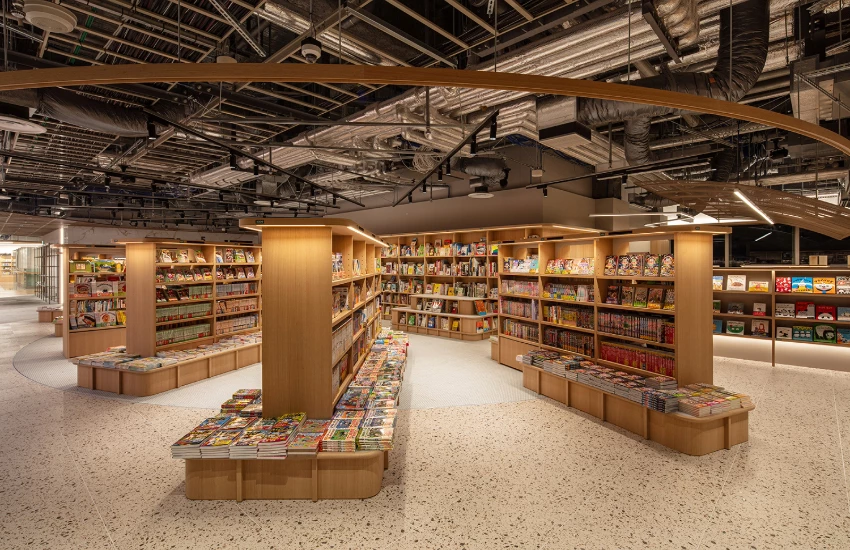 NEWoMan高輪「BUNKITSU TOKYO」全新開幕，1000坪超大空間、10萬本藏書，提供自由系書店新體驗。