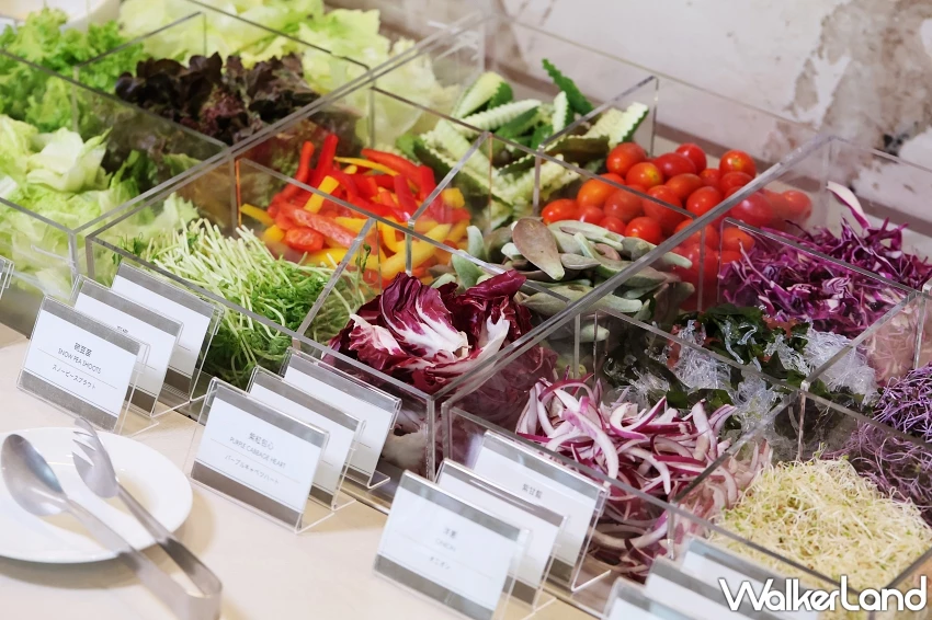 資深公民6折吃到飽!國聯飯店板石咖啡廳健康新菜色全面升級,搶攻東區必吃稱號。 資深公民6折吃到飽!國聯飯店板石咖啡廳健康新菜色全面升級,搶攻東區必吃稱號。