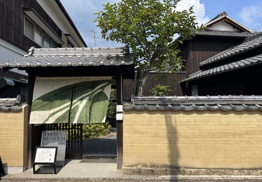 從瀨戶內海直島的一棟百年町家「安藤忠雄博物館」，正式揭開安藤忠雄的建築宇宙。