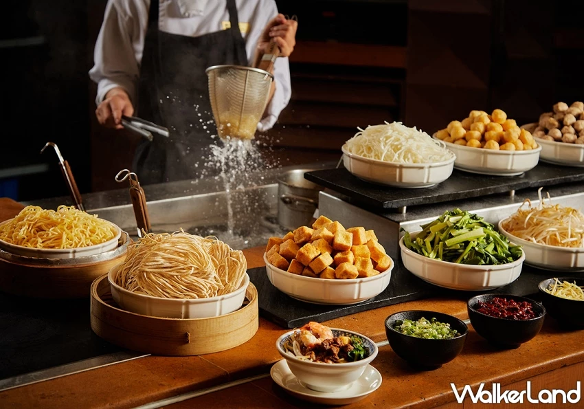 台南旅遊必看!台南遠東香格里拉2025線上旅展攻略,住宿21折、餐券76折,週末券與烤鴨成焦點。 台南旅遊必看!台南遠東香格里拉2025線上旅展攻略,住宿21折、餐券76折,週末券與烤鴨成焦點。