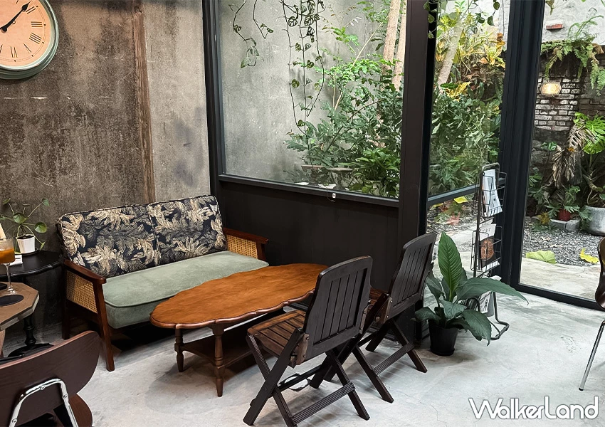 南港展覽館咖啡廳推薦！暫停咖啡 PAUSE Coffee Roaster 南港店新開幕，超美玻璃屋餐廳必收。