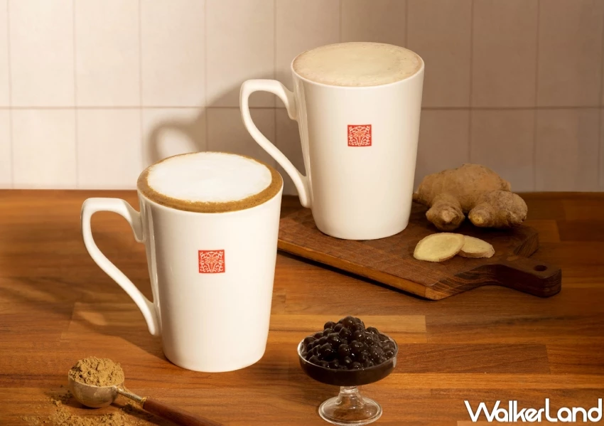 珍奶鑰匙圈必收！春水堂X金馬62聯名鑰匙圈，春水堂焙茶拿鐵新品開喝。